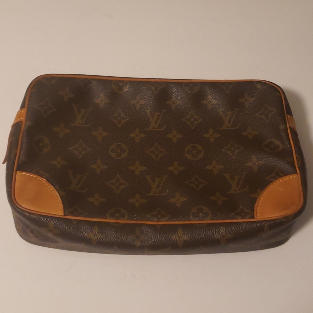 Louis Vuitton Compiegne 28 Mono Clutch Authentic - Picture 6 of 8